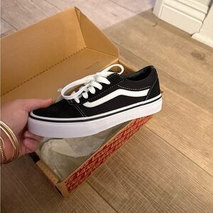 Black and White Low-Top Vans